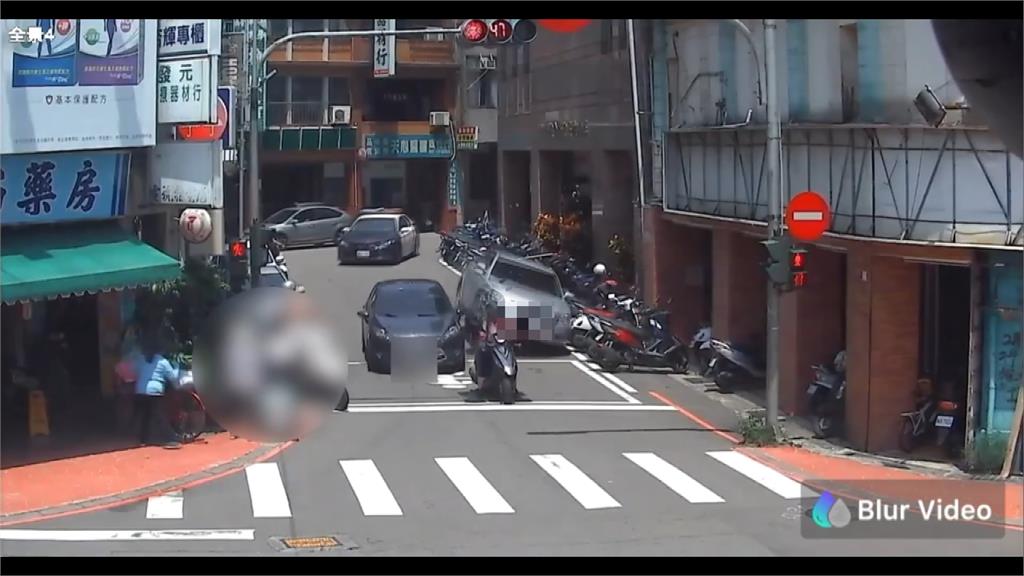 街頭上演「飛車追逐」！　毒品通緝犯拒檢逃逸自撞遭逮