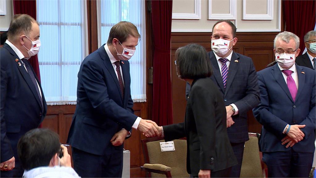 共享自由民主！艾達莫娃在強大壓力下訪台　蔡總統：台捷重要里程碑