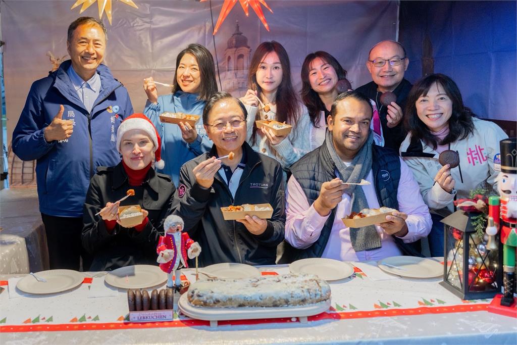 桃園舉辦「德國商品x聖誕市集」 張善政品嘗異國特色美食