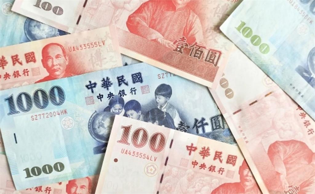 雙薪夫妻有一孩「月入25萬存款800萬」　妻不敢亂花錢嘆：生活處處拮据