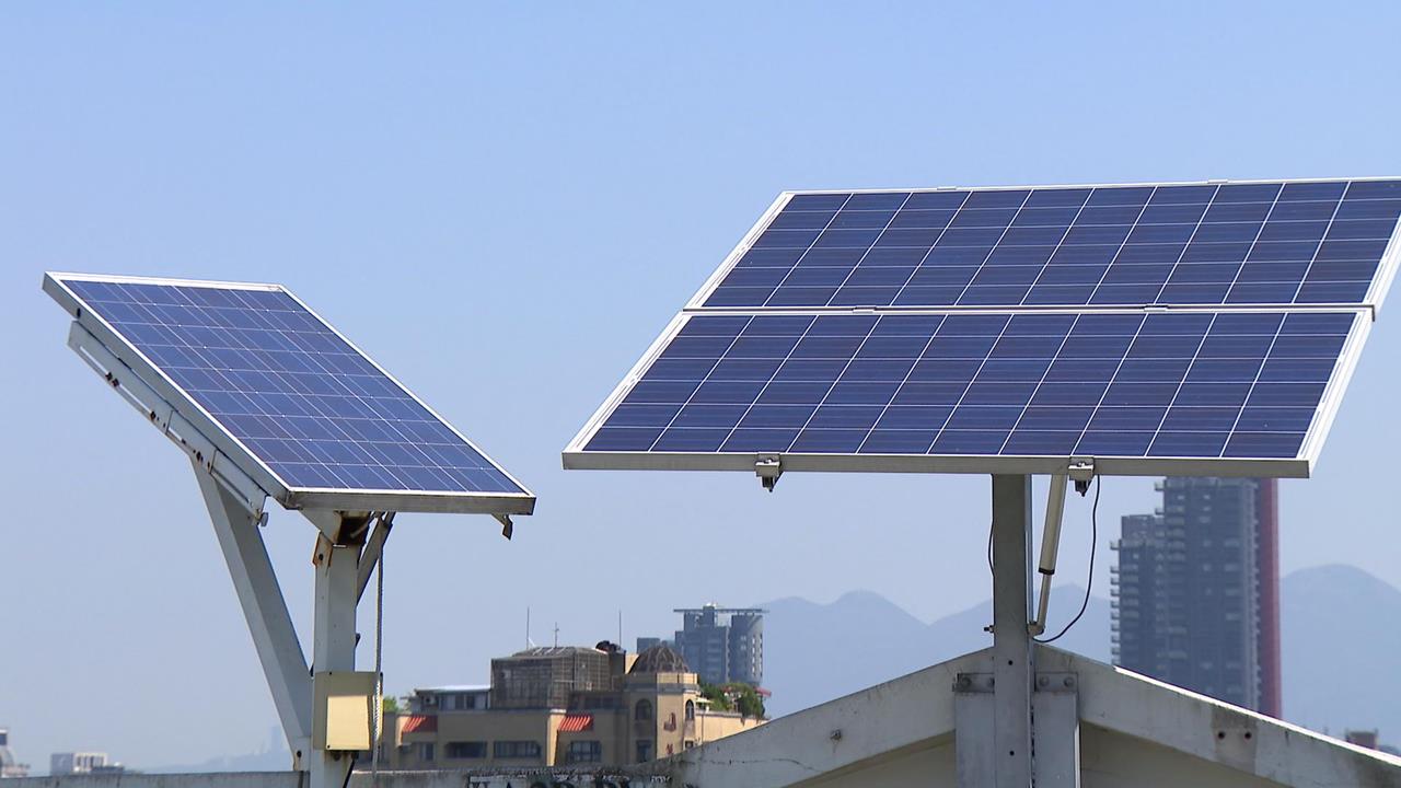 異言堂／直擊最大回收廠！光電板進「烤箱」出五元素