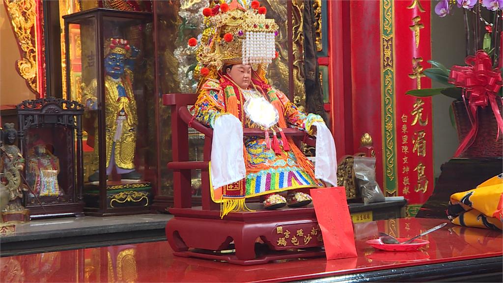 「粉紅超跑」拱天宮媽祖分靈泰國　專人護送進行宗教外交