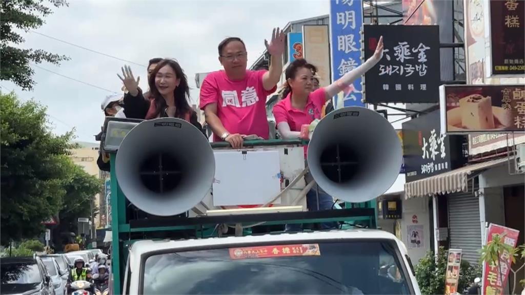 王義川來了！　陪同罷免馬文君志工掃街　粉絲搶合照