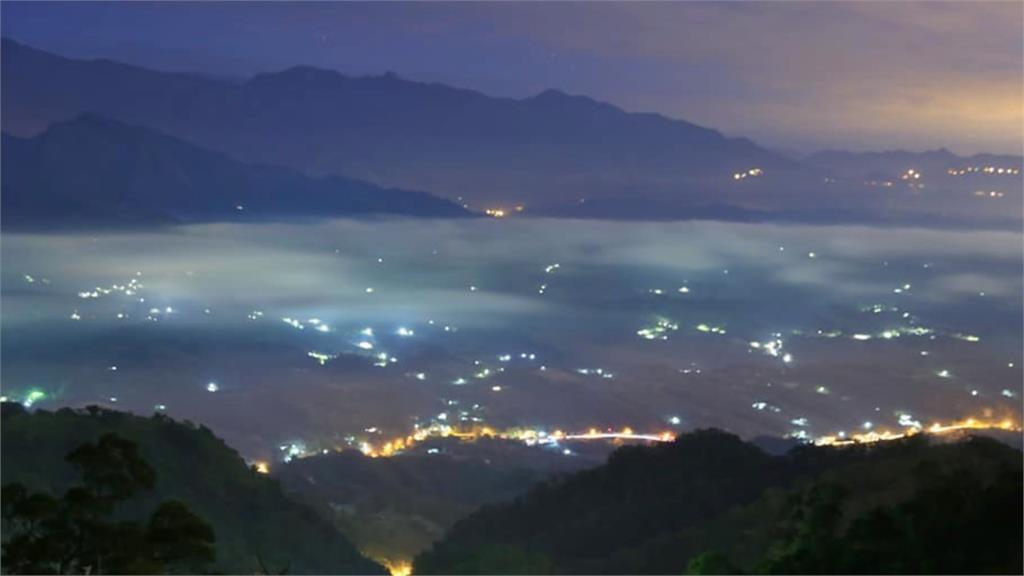 跟雲住在一起！苗栗薑麻園啜飲咖啡 欣賞雲海美景