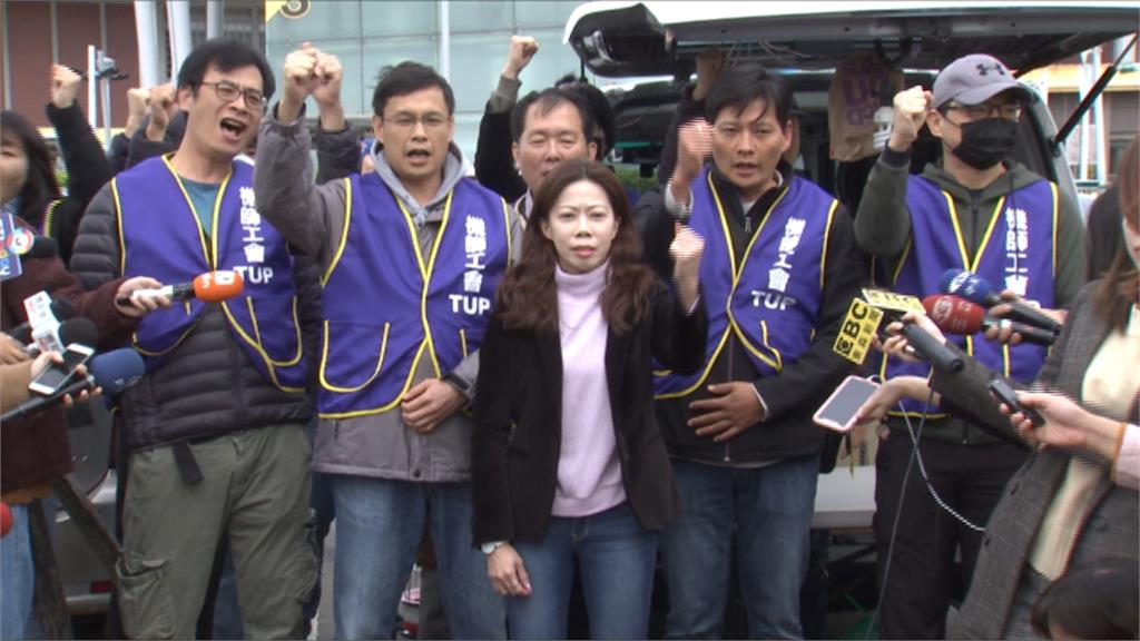 機師工會收550張檢定證 華航運能只剩8成