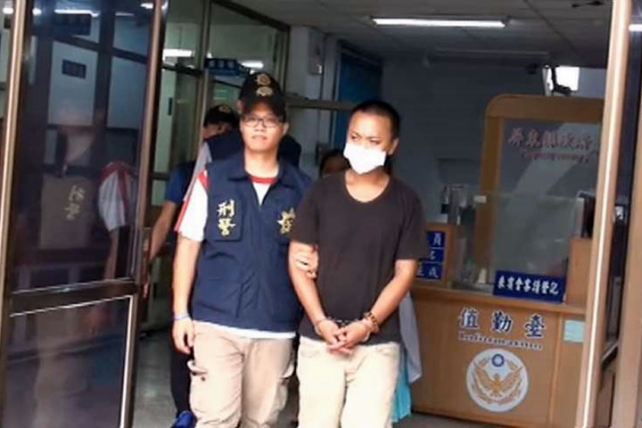 屏東大掃毒!好鼻師領軍 抓到六名藥頭