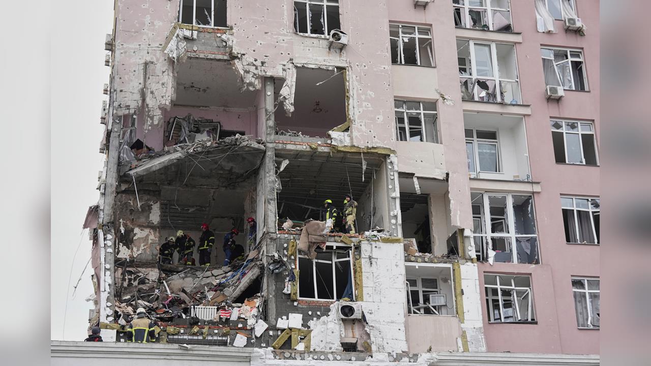 快新聞／澤倫斯基與川普會面前！俄國轟炸基輔導致部分地區暖氣中斷　氣溫僅0度