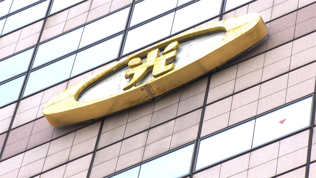 新光三越改選出爐叔姪大和解　投反對票！吳東亮：尊重董事會決定