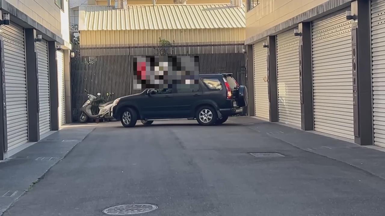 租客遭投訴洗澡太吵、車速過快 租約被「強制解約」