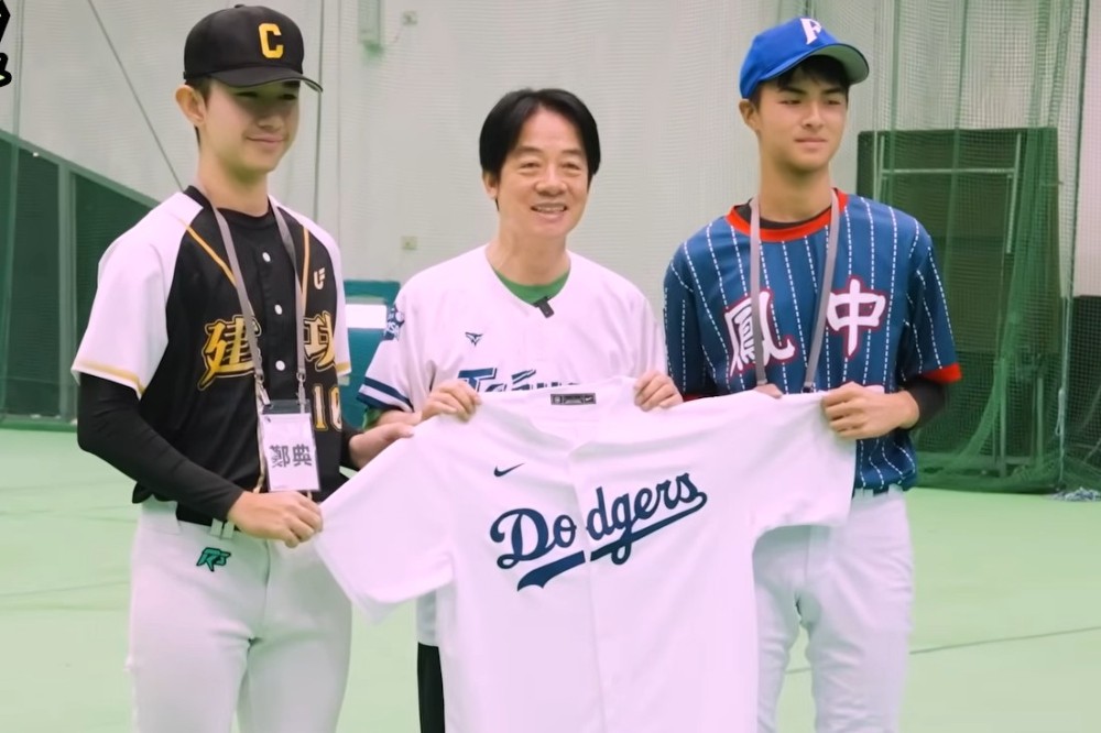 賴清德《追夢事務所》聚焦棒球夢　18名青棒選手赴美取經圓夢