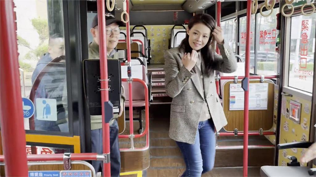 新竹「先導公車」估今年上路　市長<em>高虹安</em>親自體驗電動巴士