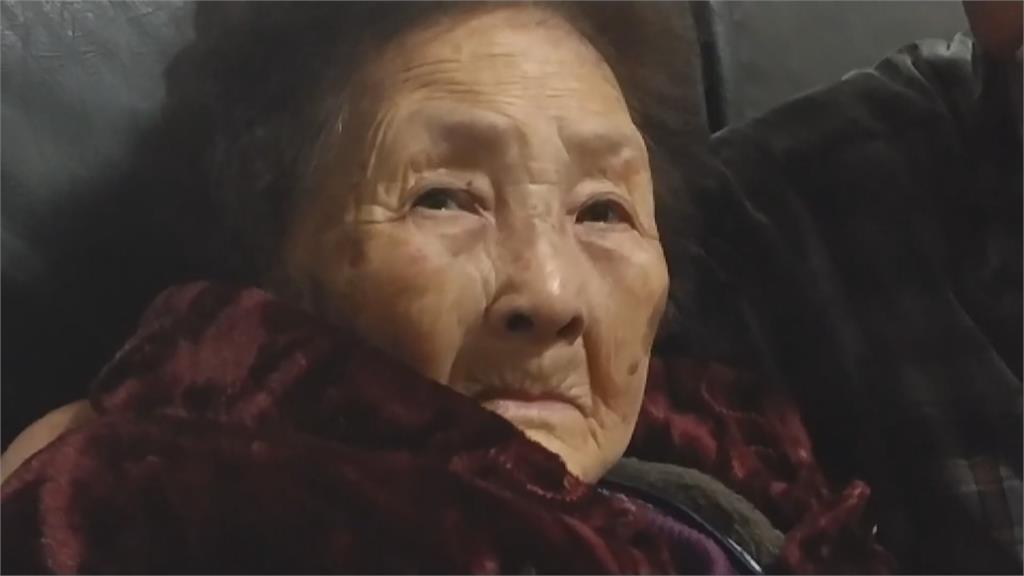 50多年前出養么兒 96歲老婦盼見孩子一面