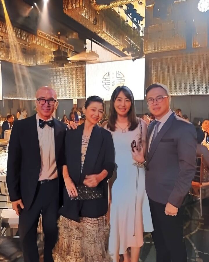 大S夫妻出席王偉忠愛女歸寧宴　S媽偕具俊曄首度公開合照