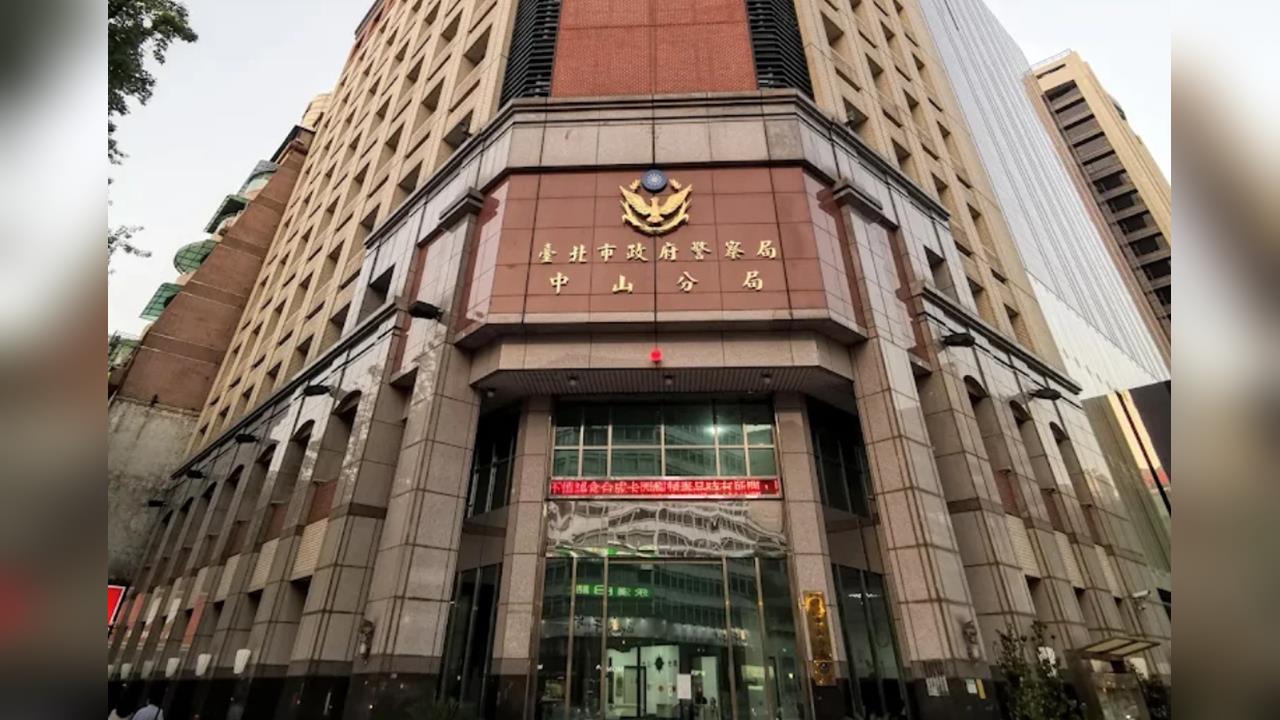 快新聞/34歲女伴屍3天竟稱「別吵我媽睡覺」 警開門驚見這一幕嚇傻