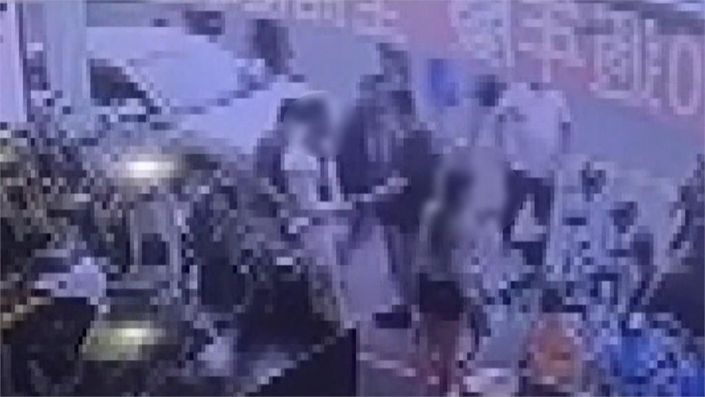 玩得正高興時落網GG！　毒品通緝犯攜伴遊日月潭　員警「亮槍」逮人...眾人傻眼