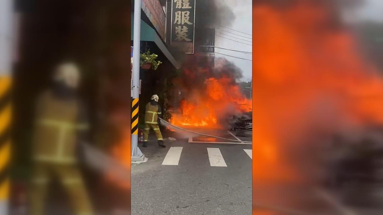 斗六文化路火燒車! 風勢助長火勢 車頭竄出火龍捲