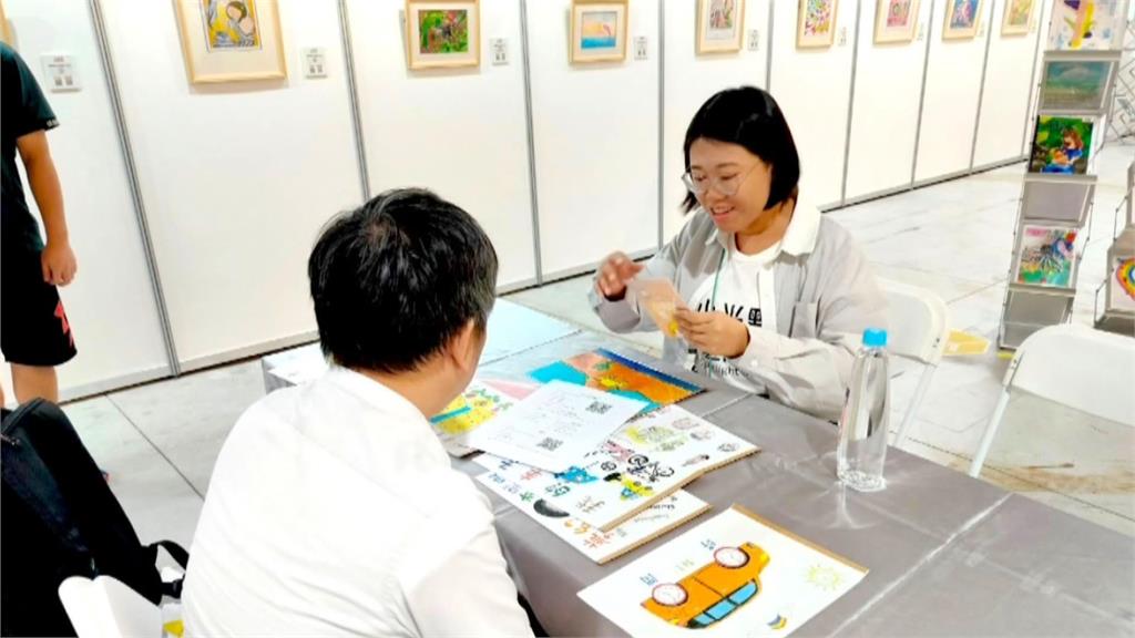 拿獎金成立畫廊工作室　讓身障藝術家被看見
