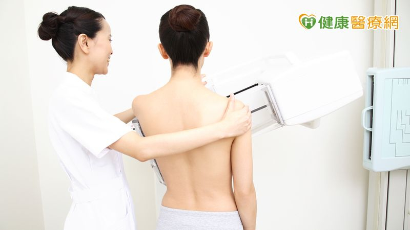 她到醫院看骨科　一個念頭「順便做一下」意外揪第0期乳癌