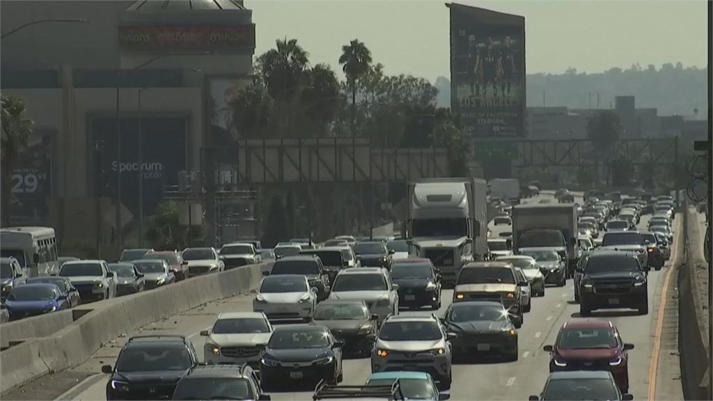 加州通過新法逐步淘汰燃油車　2035全面禁售