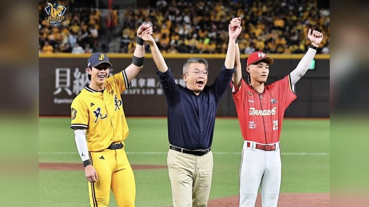 張士綸、張政禹中職兄弟檔。（圖／中信兄弟提供）