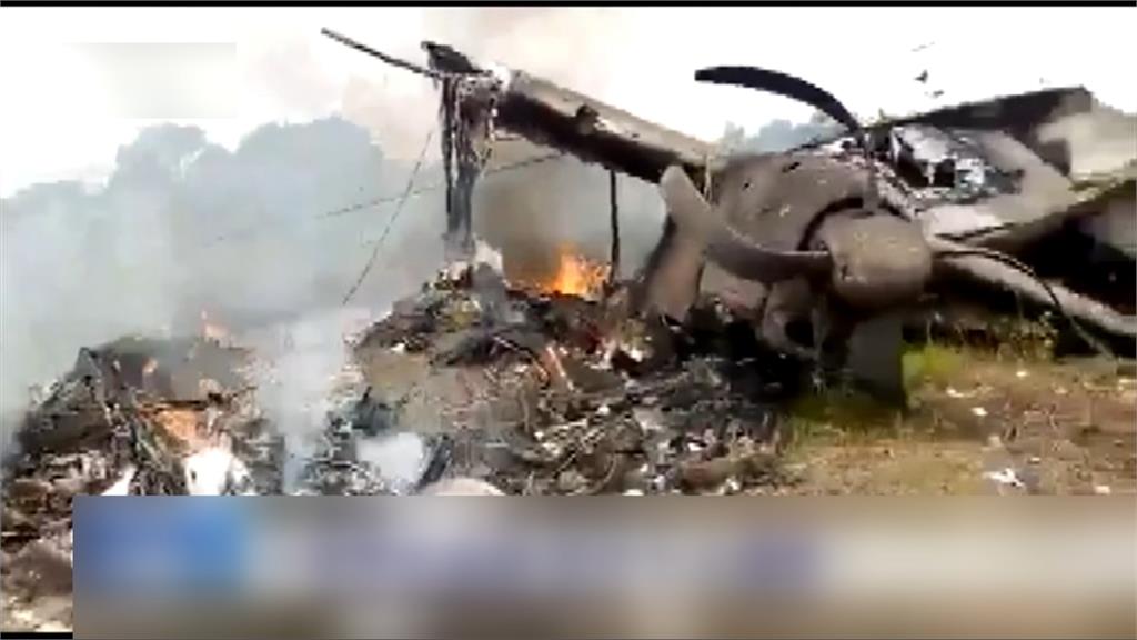 南蘇丹貨機墜毀7死.1生還  天撒鈔票雨 民眾殘骸旁瘋撿錢
