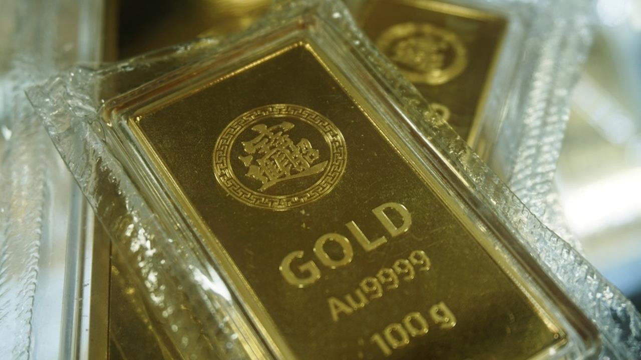 快新聞/高歌離席!金價一日崩跌逾5% 創2020以來單日最大跌幅