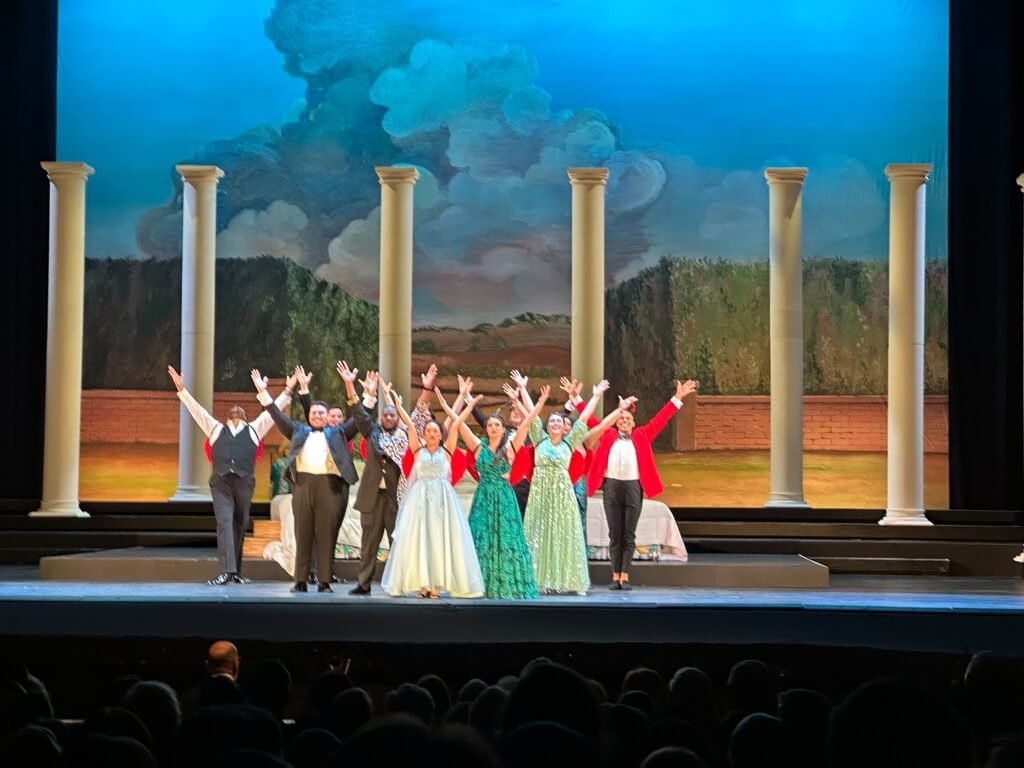 台新銳指揮家林奇緣登芝加哥歌劇院　演出座無虛席