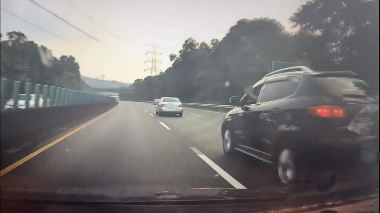 國3驚魂! 情侶目擊"行車糾紛亮槍" 網友肉搜:兩週前才鬧事