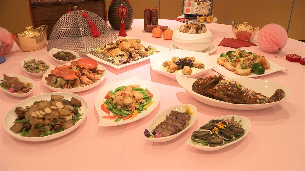 年菜連吃5天吃不完！爸不忍了「拿1神器秒解決」網全共鳴：每年都這樣