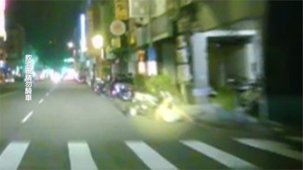 代客保管! 小吃店老闆"爛醉牽單車"倒路旁