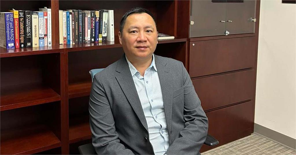 快新聞／恐是中國授意！王丹赴紐西蘭被刁難　台灣籍助理遭「盤問近2小時」