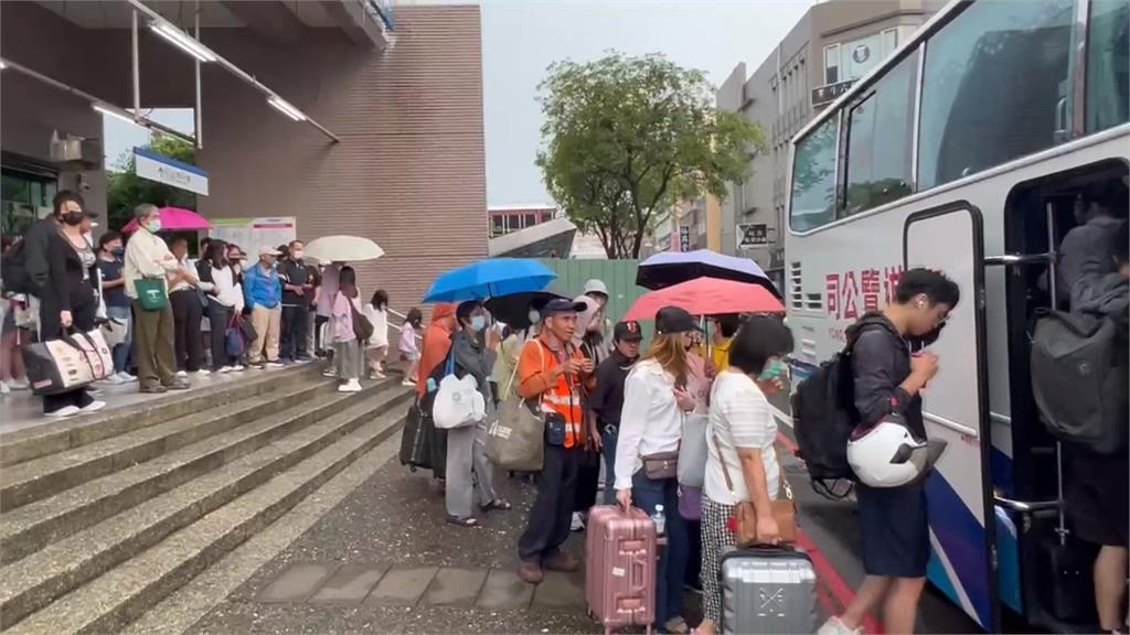 豪雨狂炸! 台鐵彰化二水至雲林林內路線掏空 雙線不通