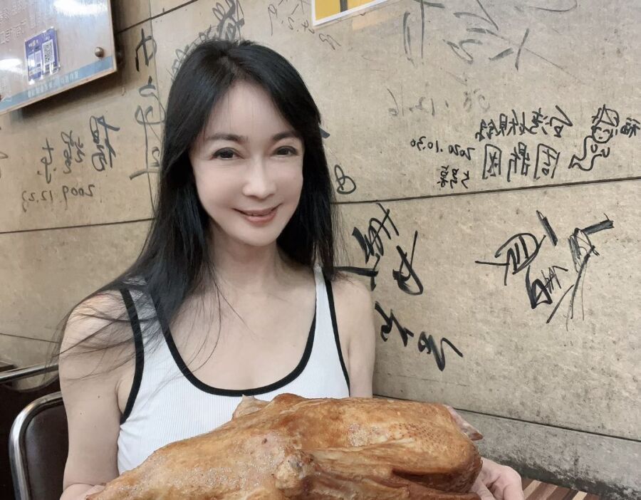 直腸癌切除後　57歲女星顧婕重返手術台力拚撐5至10年
