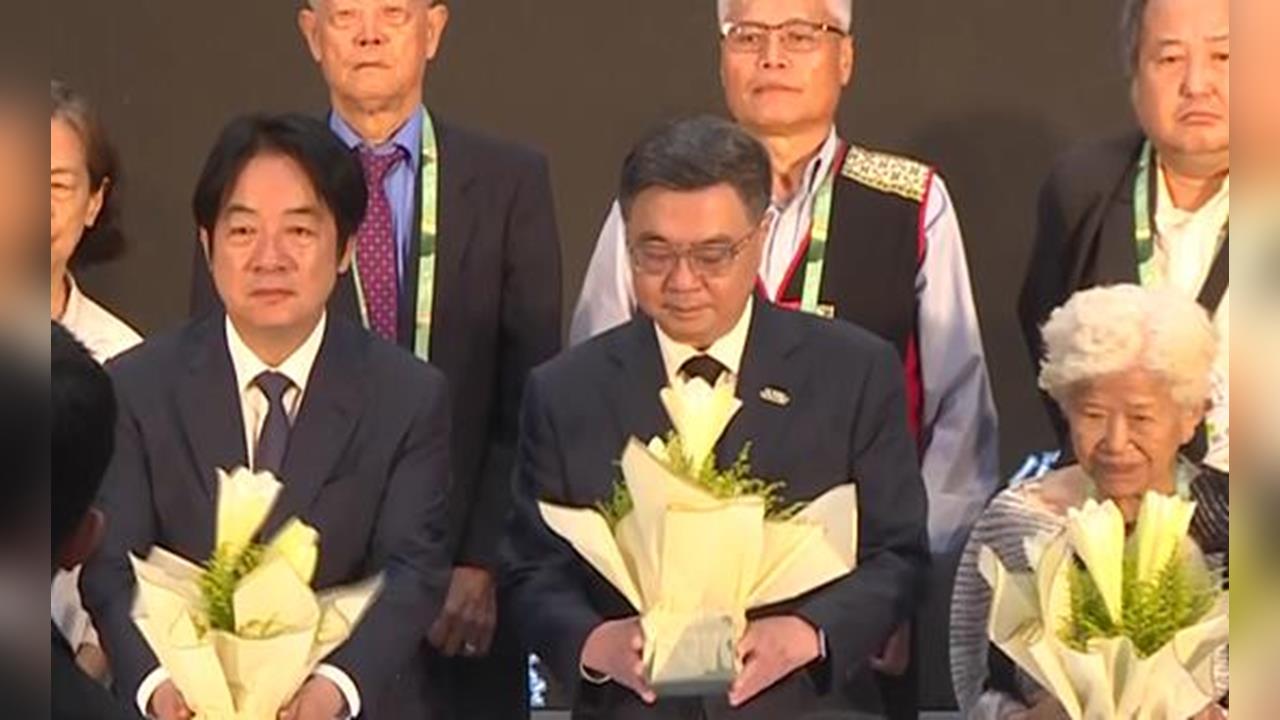 賴總統主持「頒發名譽回復證書典禮」　致歉家屬：國家虧欠太多