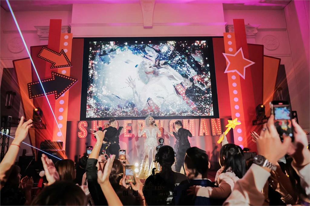 頂超生技創辦人年齡逼近50唱跳不輸明星藝人　窈窕身材全靠自家產品