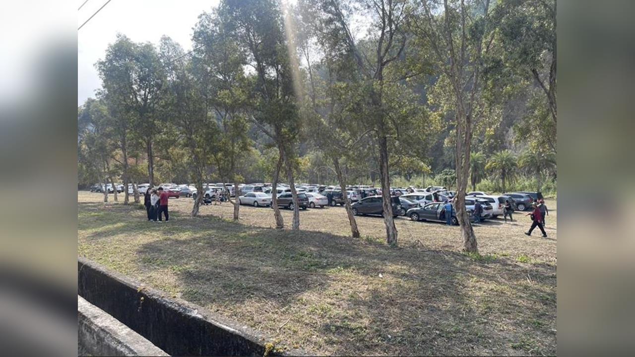 門票0元快衝! 台中螢火蟲聖地「東勢林場」吸大批民眾