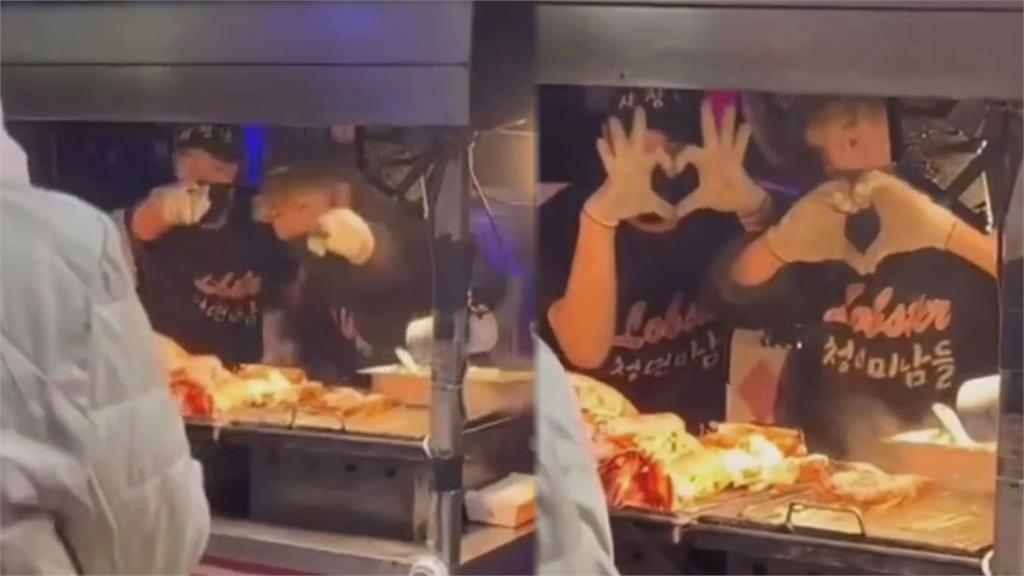 超吸睛！南韓烤龍蝦店員熱舞、比愛心　氣氛嗨爆網羨：願意在這工作