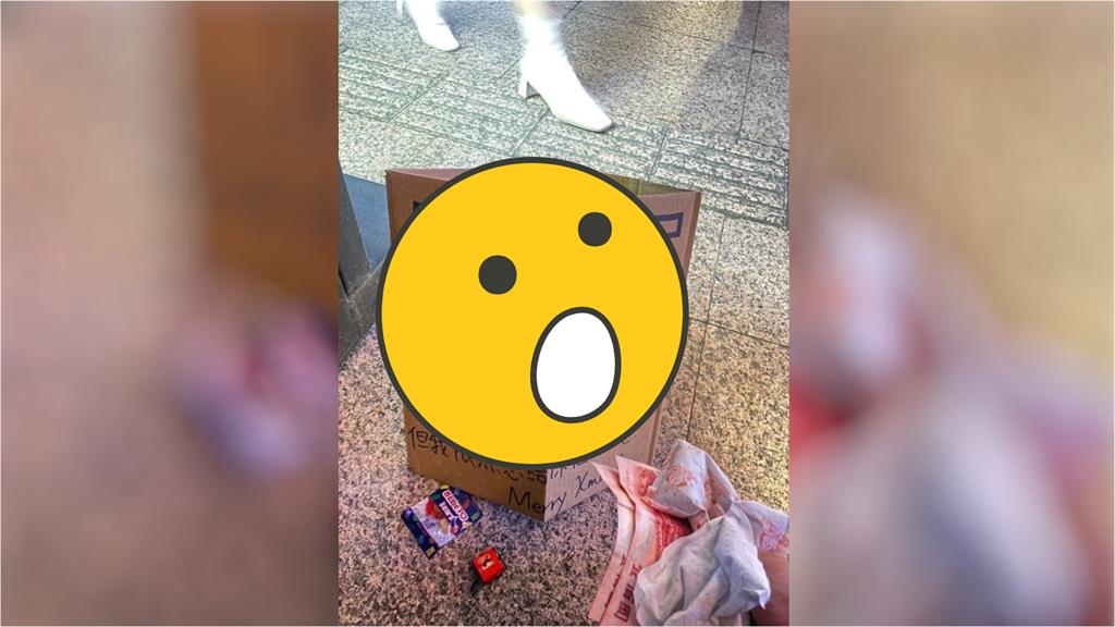 男子生活不順遂！在耶誕節「做1舉動」路人秒塞200元幫打氣