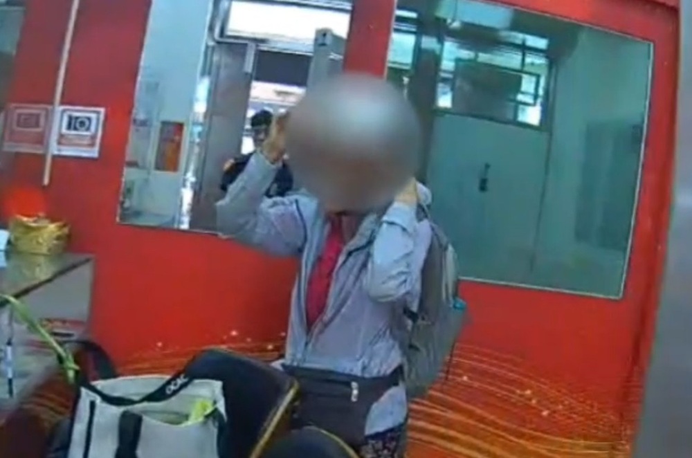 誤信網路假黃仁勳送書活動 銀樓老闆與警聯手救回200萬元