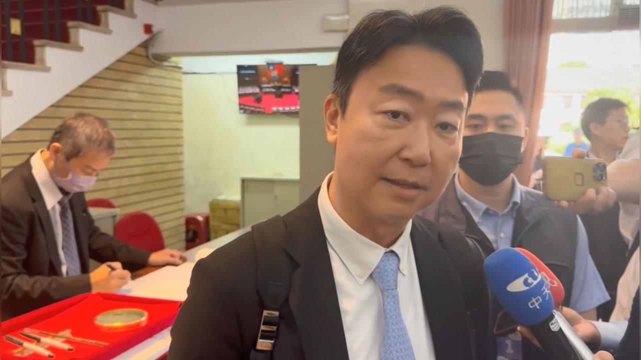 快新聞／被洋流逆襲逼到走投無路？談遷松機挨轟「蔣」廢話　陳世凱狠打臉北市府