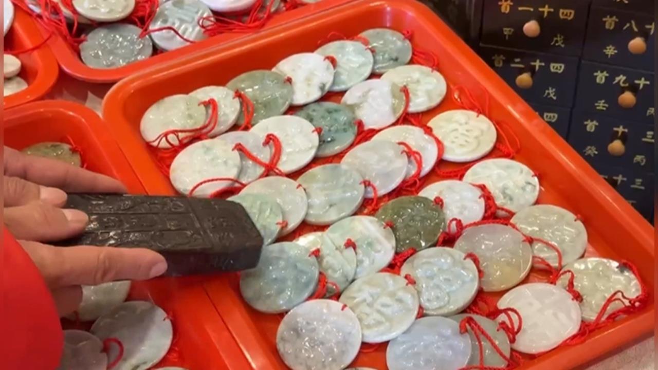 斗六最狂點燈送翡翠福牌　各大宮廟點燈湧現人潮