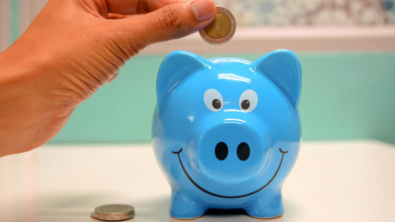 通貨膨脹「薪資趕不上物價」！專家籲停止購買「5樣生活用品」親授省錢妙招