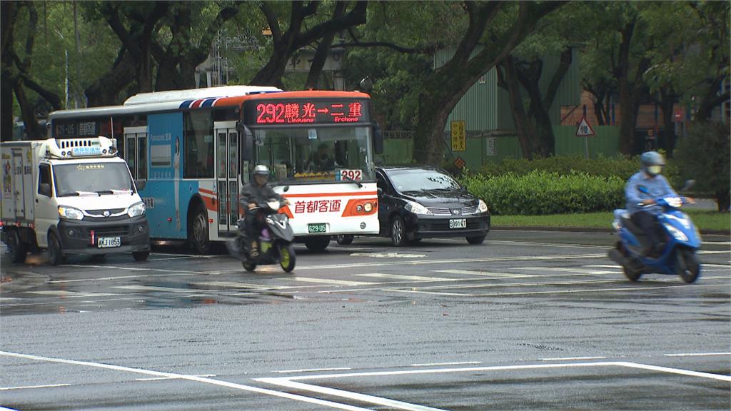 今晚雨趨緩！下波鋒面週一報到　關島南方海面輕颱「瑪娃」生成