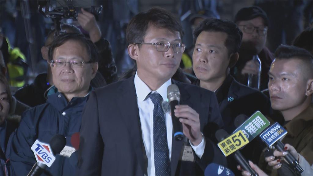 快新聞／柯文哲接押庭凌晨結束　黃國昌曝：檢方整晚都沒拿證據！