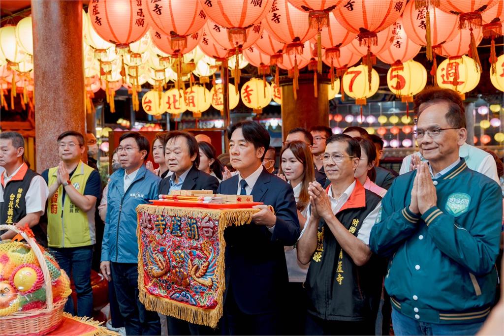 LIVE／合體吳琪銘　賴清德三峽祖師廟參香祈福