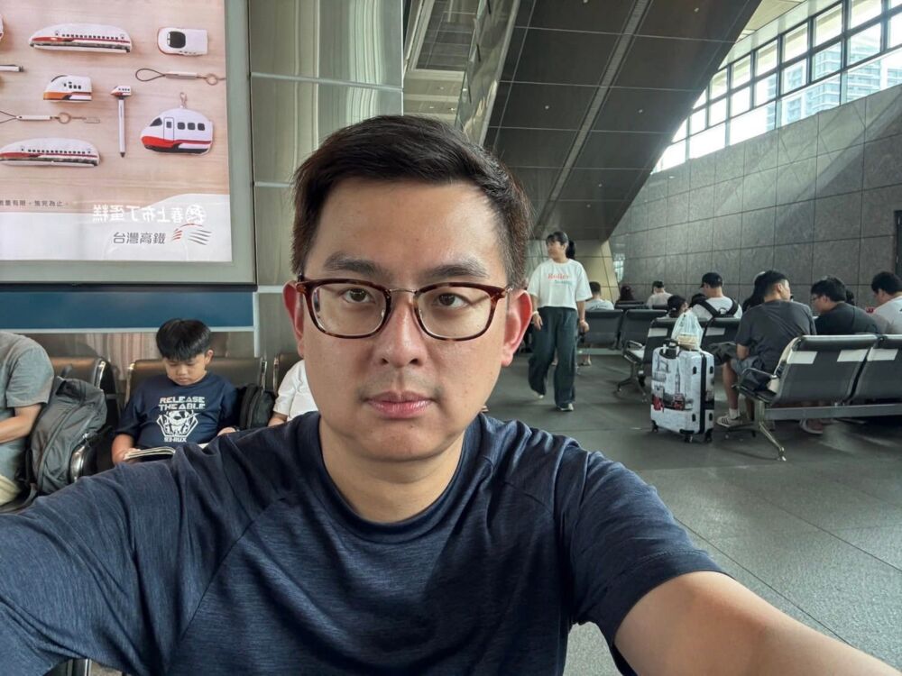 卓冠廷揭黃國昌養私人軍隊目的 質疑柯文哲恐被跟監