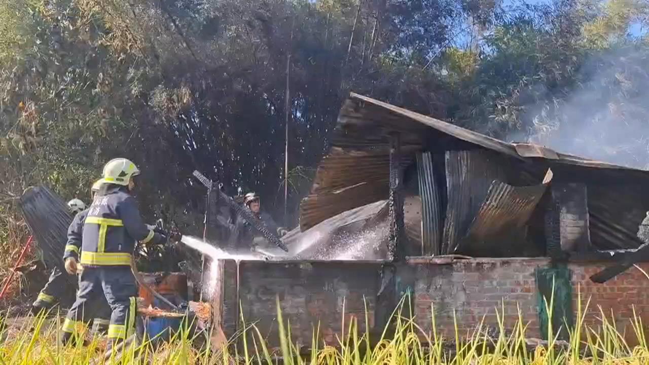 宜蘭奪命火警！　冬山鄉工寮大火狂竄濃煙　8旬翁葬身火窟