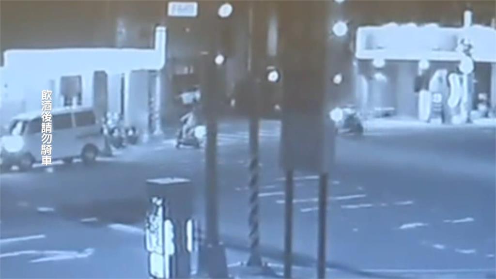 台中街頭上演警匪追逐！騎士酒駕拒檢逃　警方出動6車圍捕