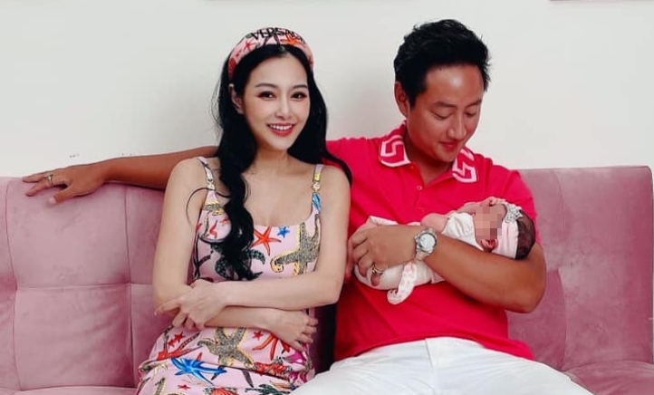 王思佳公開「50萬夢幻嬰兒房」！女兒出生2個月「衣櫃已全滿」