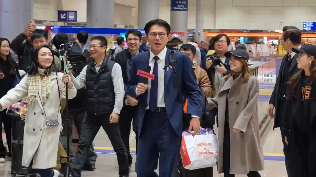 見了誰談什麼？　黃國昌稱「尊重不透露」　四叉貓批雙標